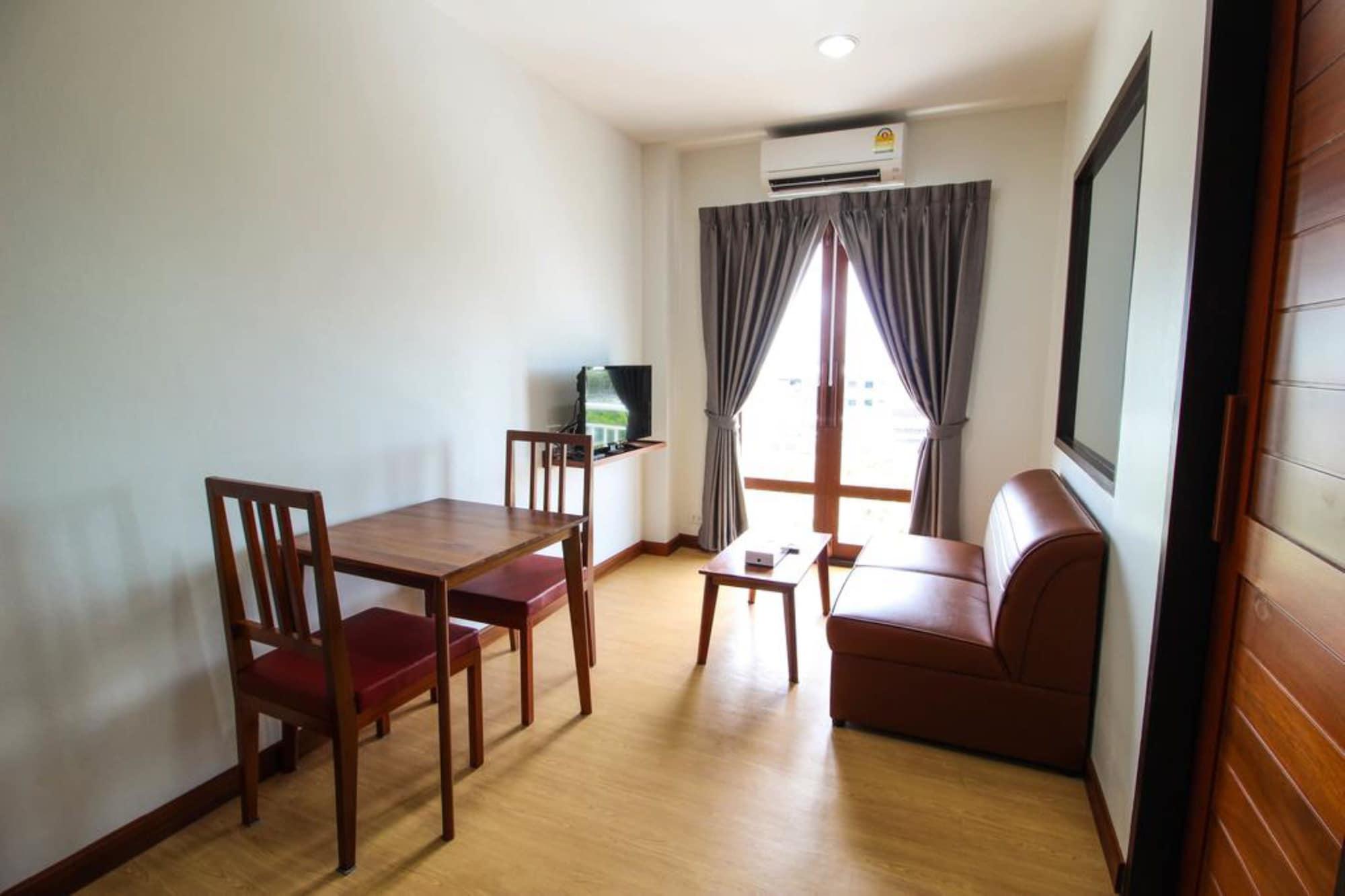 Tai-Shan Suites Ratchaburi Exterior foto