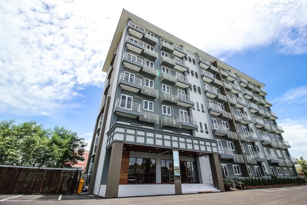 Tai-Shan Suites Ratchaburi Exterior foto